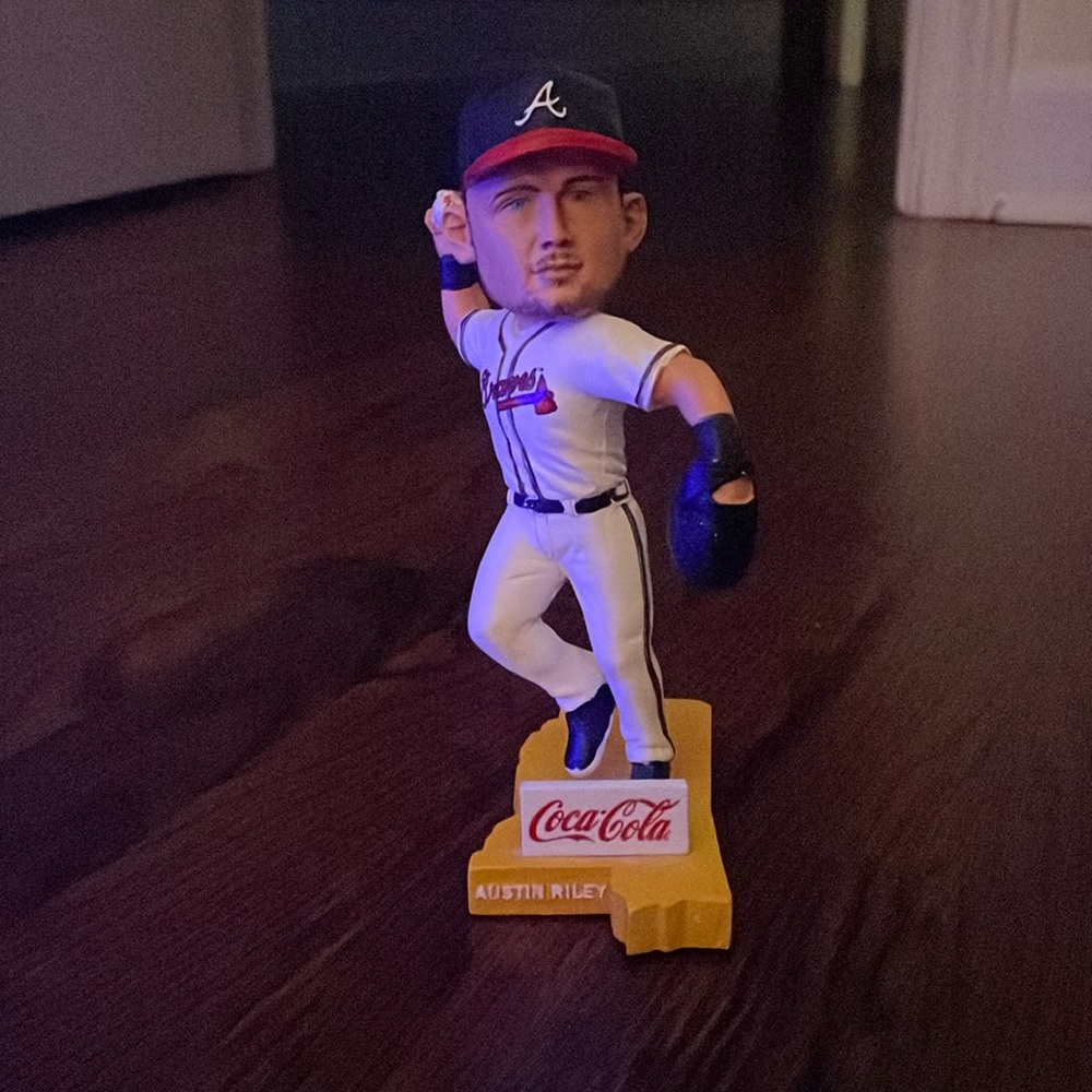 Austin Riley baseball/Braves bobblehead
